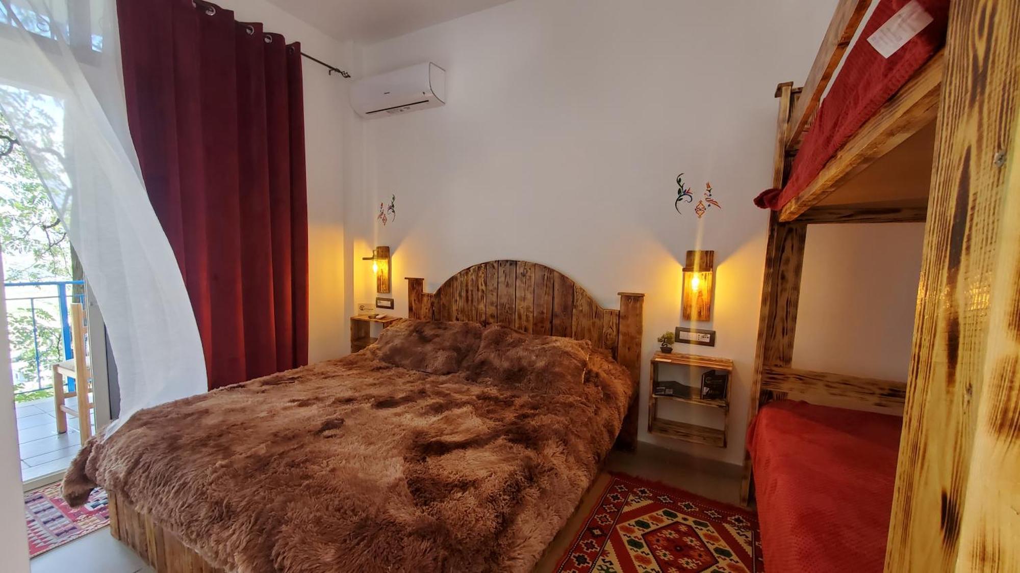 Clockwise Guestrooms Gjirokaster Exterior photo